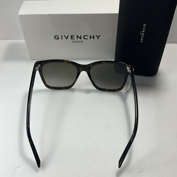 New Authentic GIVENCHY GV 7199/S - 086 HA HAVANA Sunglasses - Picture 9 of 16